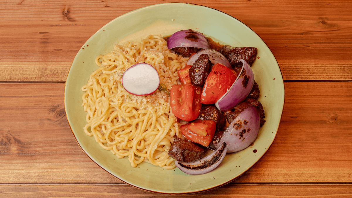 Garlic Noodle - Chicken menu item
